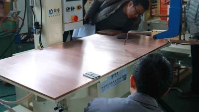 青島焊本浙江客戶驗收平臺點焊機現(xiàn)場