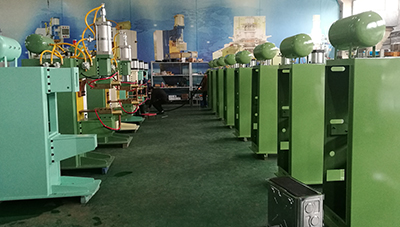 為什么客戶都選擇了焊本SMD系列中頻逆變式點(diǎn)焊機(jī)？